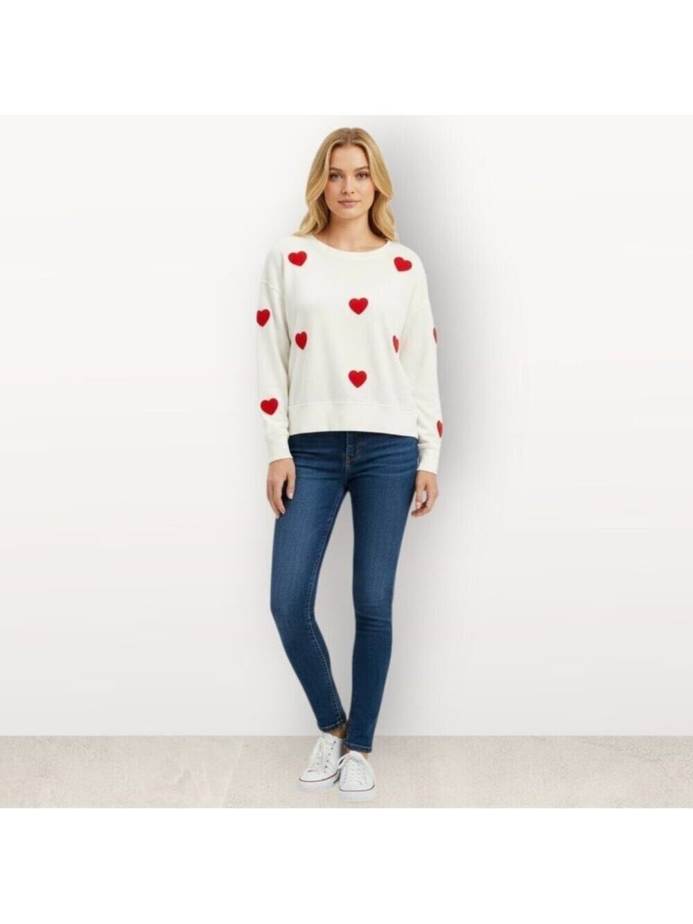 CHENILLE HEART SWEATSHIRT SIZE EXTRA LARGE FLEECE